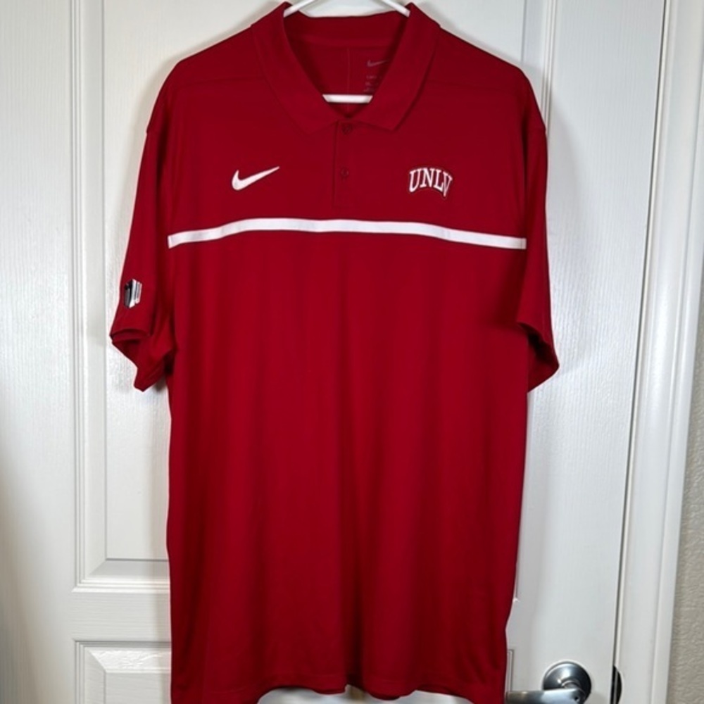 Nike DRI-FIT Red Golf Tennis Polo Shirt UNLV Size  XXL EUC #2653